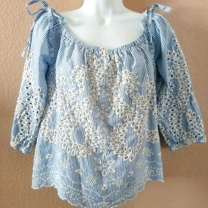 Express Lace Embroidered Top M